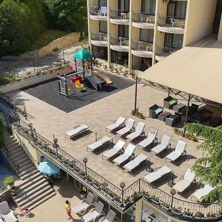 Shipka Otel 4*